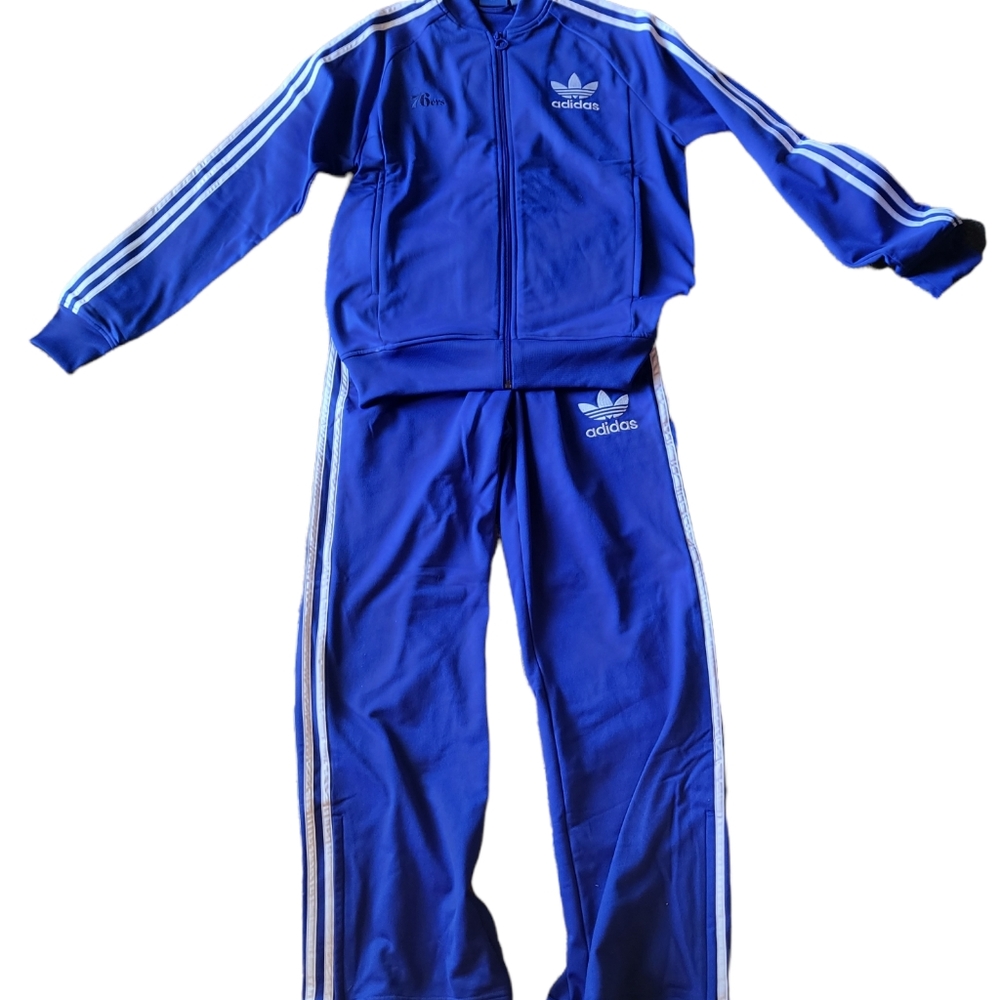 Team Issued Philadelphia 76ers Sweatshirt and Matching Sweatpants